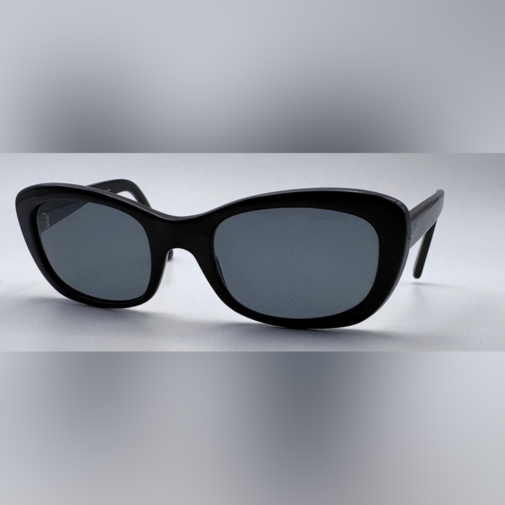DKNY DY4118 Black Oval Sunglasses Frames Only - Picture 2 of 8